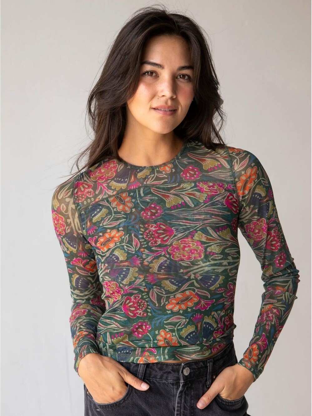 Natural Life Sloane Mesh Long-Sleeve Top Sm Green Painterly Vines Form Fitting